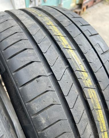 Pirelli P Zero PZ4 255/35 R19