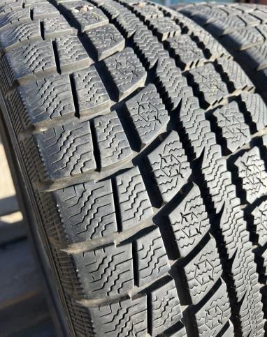 Toyo Winter Tranpath MK3 225/55 R17