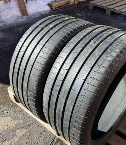 Pirelli P Zero PZ4 275/30 R21