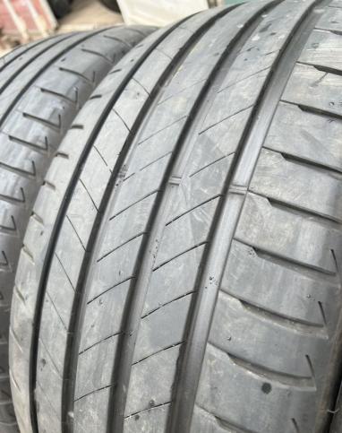 Bridgestone Turanza T005 255/45 R19