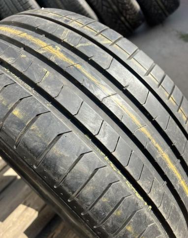 Pirelli P Zero PZ4 275/35 R22