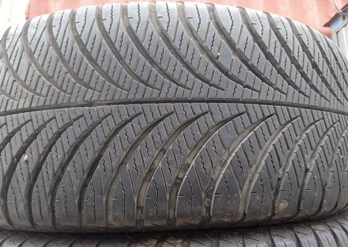 Goodyear Vector 4Seasons Gen-2 235/50 R18