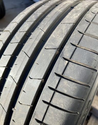 Pirelli P Zero PZ4 255/35 R20