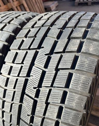 Yokohama Ice Guard IG30 255/35 R19