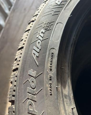 Michelin Pilot Alpin 4 225/55 R18