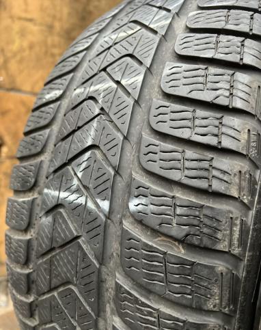 Pirelli Winter Sottozero 3 235/60 R16