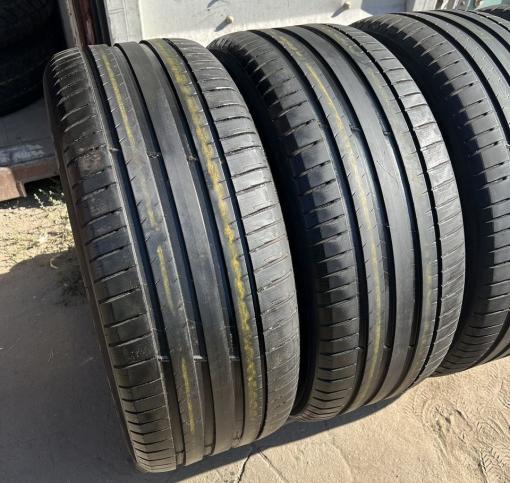 Michelin Pilot Sport 4 SUV 275/50 R21