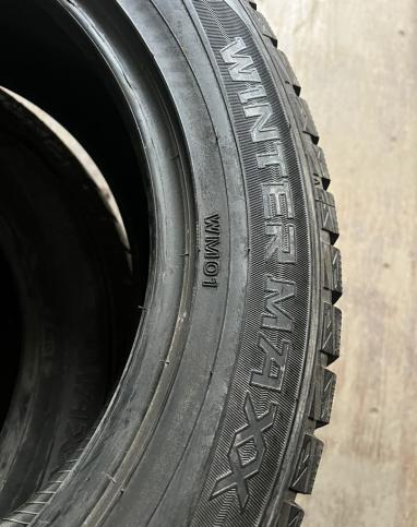 Dunlop Winter Maxx WM01 225/55 R17