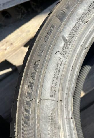 Bridgestone Blizzak LM-001 245/50 R19