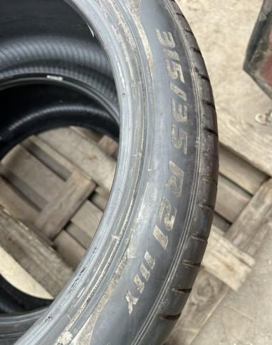 Pirelli P Zero PZ4 275/40 R21 и 315/35 R21