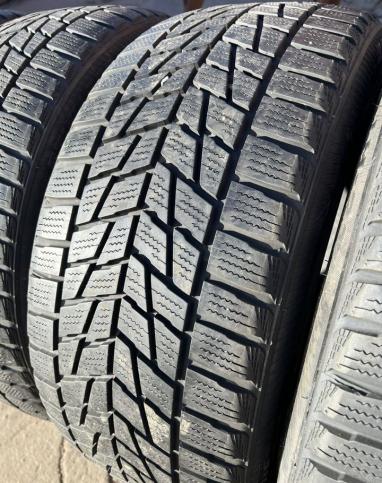 Bridgestone Blizzak LM-22 255/40 R19