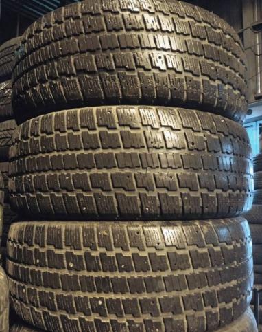 Cooper Weather-Master S/T 2 235/55 R17