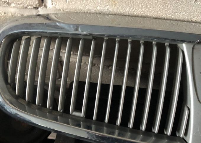 Решетка радиатора Rover 400