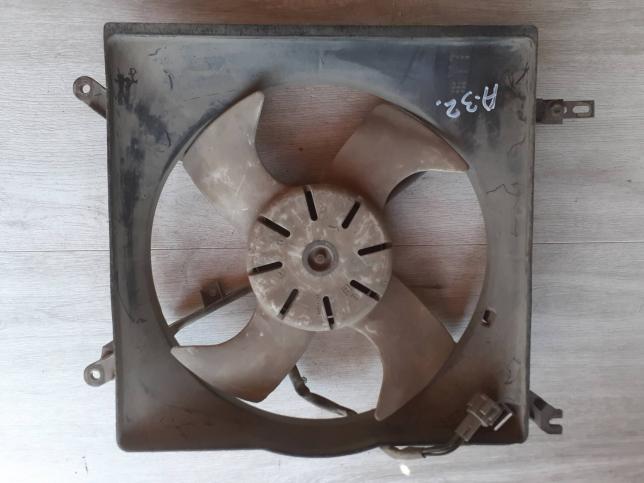 Вентилятор радиатора Nissan Maxima A32 214863J210