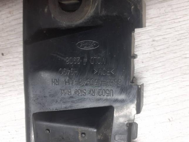 Кронштейн заднего бампера правый Ford Explorer 5 BB5317D948AH