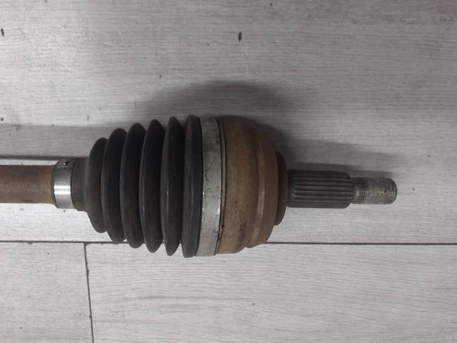 Полуось передняя правая Renault Kaptur / Duster 391001740R