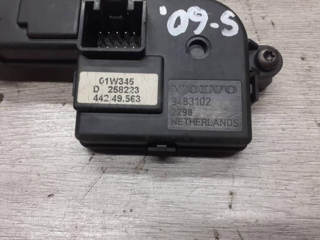 Блок управления люком Volvo S60 9483102