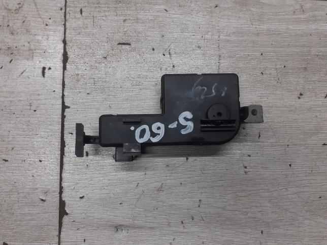 Блок управления люком Volvo S60 9483102
