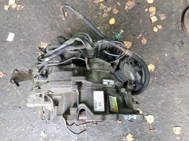 КПП (автомат) Volvo 2.4 8251618