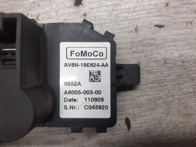 Резистор отопителя Ford AV6N19E624AA