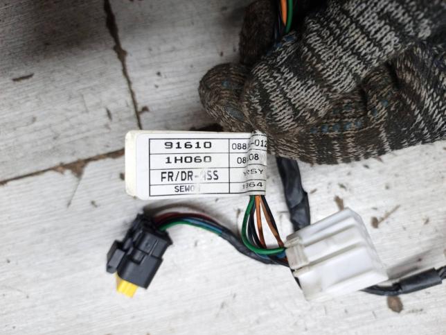 Проводка двери Kia Ceed 1