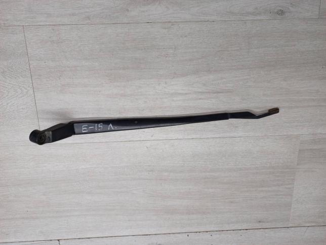 Поводок стеклоочистителя Toyota Corolla E15 85110-12A20