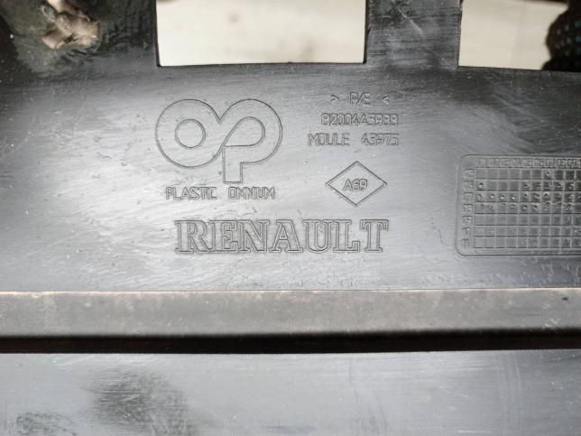 Спойлер переднего бампера Renault Symbol 2 8200445988