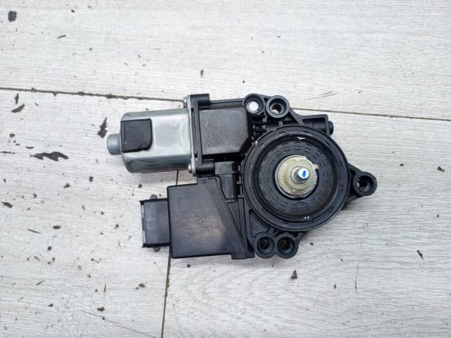 Моторчик стеклоподъемника ПЛ Kia Ceed 2 82450-A2010