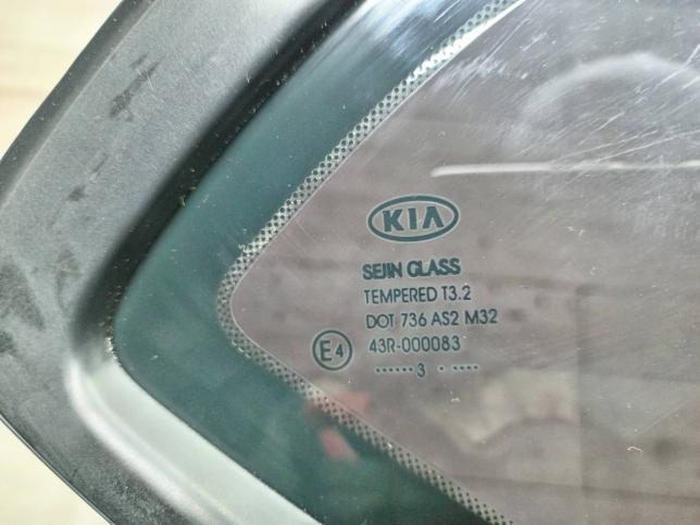 Стекло заднего правого крыла Kia Ceed 2 87820A2000