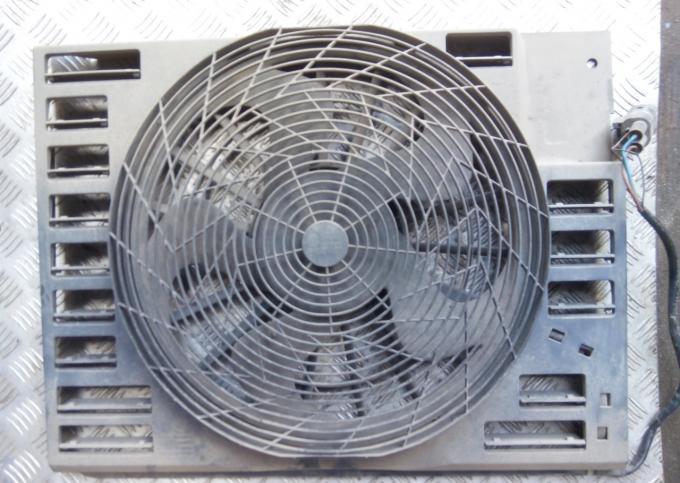  Вентилятор радиатора кондиционера на бмв 7 е65  64546921379
