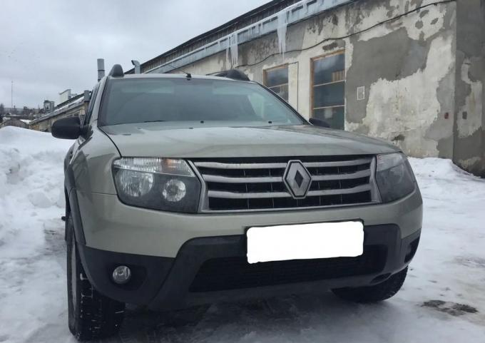 Renault Duster 1 бампер передний рено дастер 620220030R