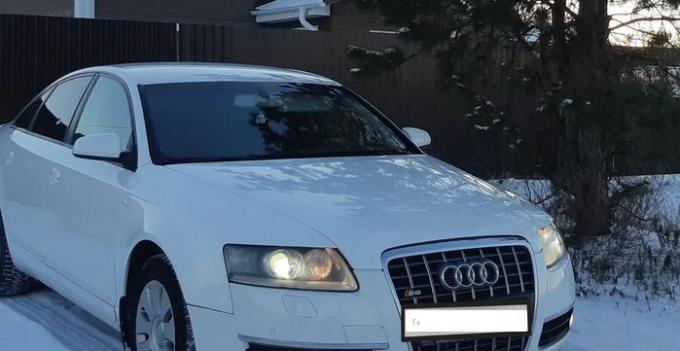 Audi A6 Капот Ауди С6 2004 4F0823029C