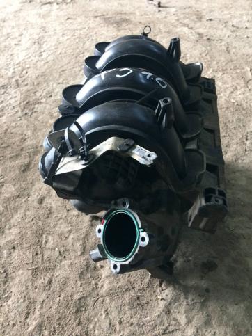 Впускной коллектор Ford Focus 3 1807950