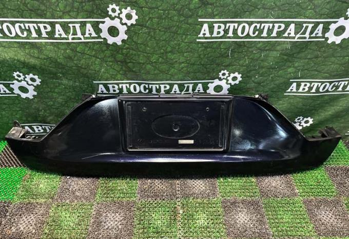 Накладка крышки багажника Lexus Ls 2012-2017 76802-50010-B1