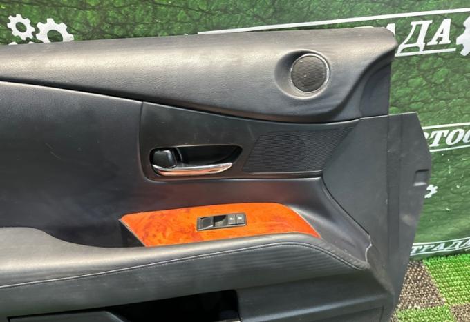 Обшивка боковой двери передняя левая Lexus Rx 3 67620-48720-C8