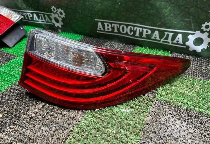 Фонарь задний правый Lexus Es 6 2012-2015 81551-33570