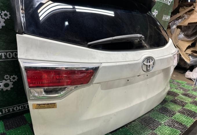 Крышка багажника Toyota Highlander U50 2013-2019 67005-0E310