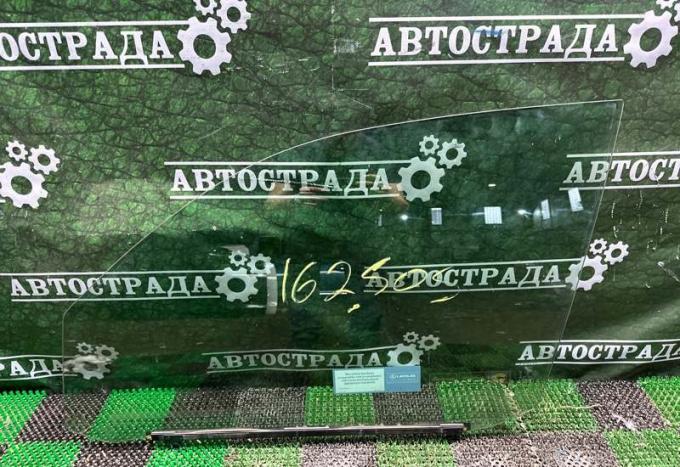 Стекло двойное переднее левое Lexus Lx 2007-2021 68102-60491