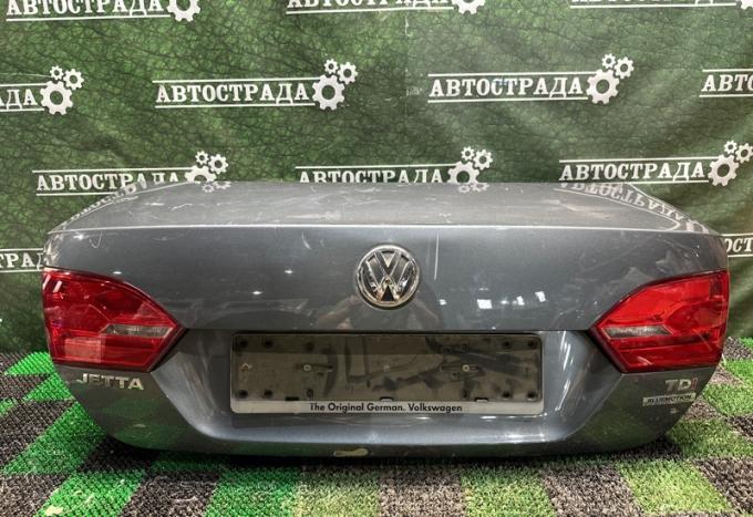 Крышка багажника Volkswagen Jetta 6 2010-2014 5C6827025A