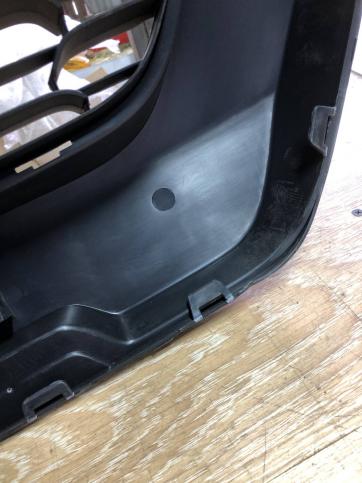 Решетка переднего бампера Renault Duster 2016 622542036R