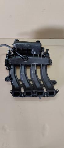 Впускной коллектор Renault Megane 2 8200275053