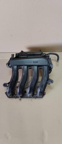 Впускной коллектор Renault Megane 3 8201002705