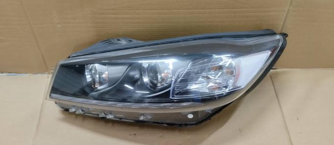 Фара левая Kia Sorento 3 92101С5530