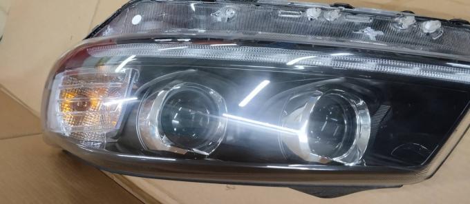 Фара левая Kia Sorento 3 92101С5530
