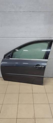 Дверь передняя левая Renault Laguna 3 801010025R