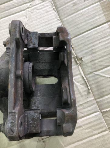 Суппорт передний левый Renault Megane 2 7701065266