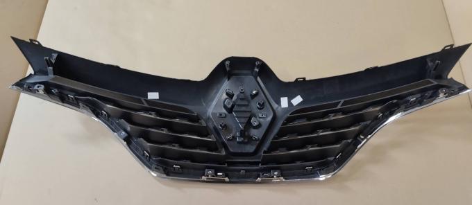 Решетка радиатора Renault Kaptur 623103985R