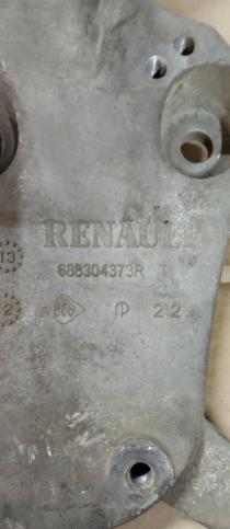 Кронштейн генератора 1.6 Renault Kaptur 688304373R