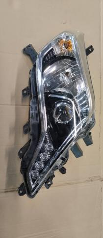 Фары Toyota Land Cruiser 150 Prado 8114560J20; 8118560J20