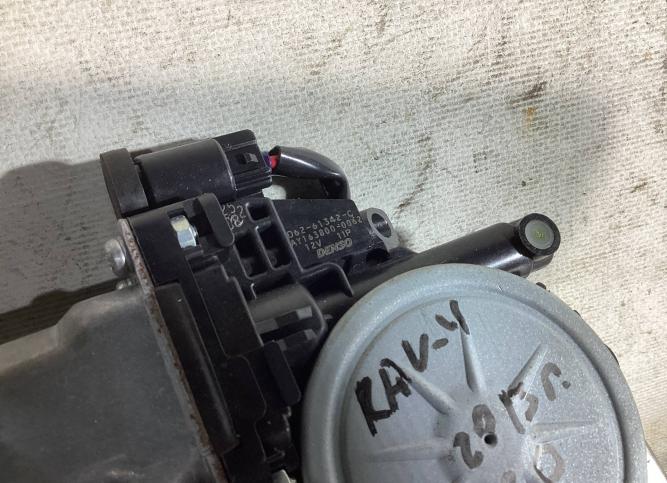 Замок багажника Toyota Venza рест. 2012 D6261342C